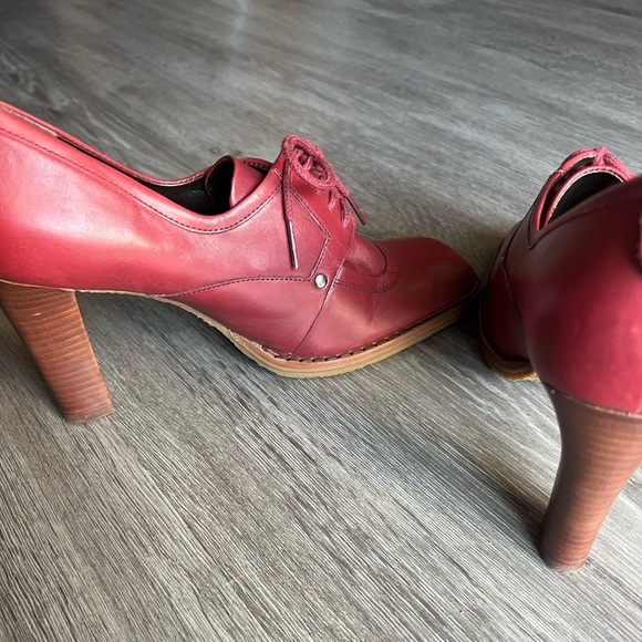 Nine West Red Vintage Classic Heels - Picture 7 of 8